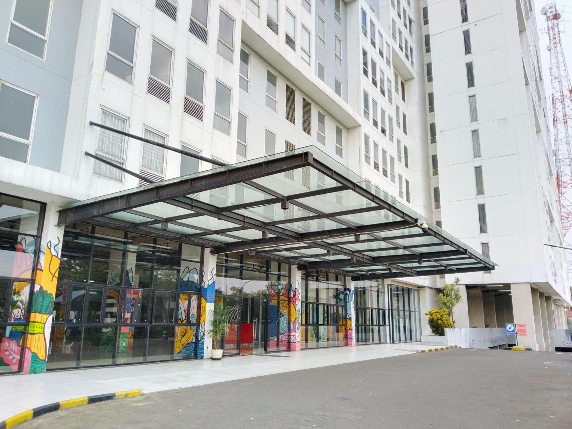 Circle Patraland Urbano Hotel Bekasi
