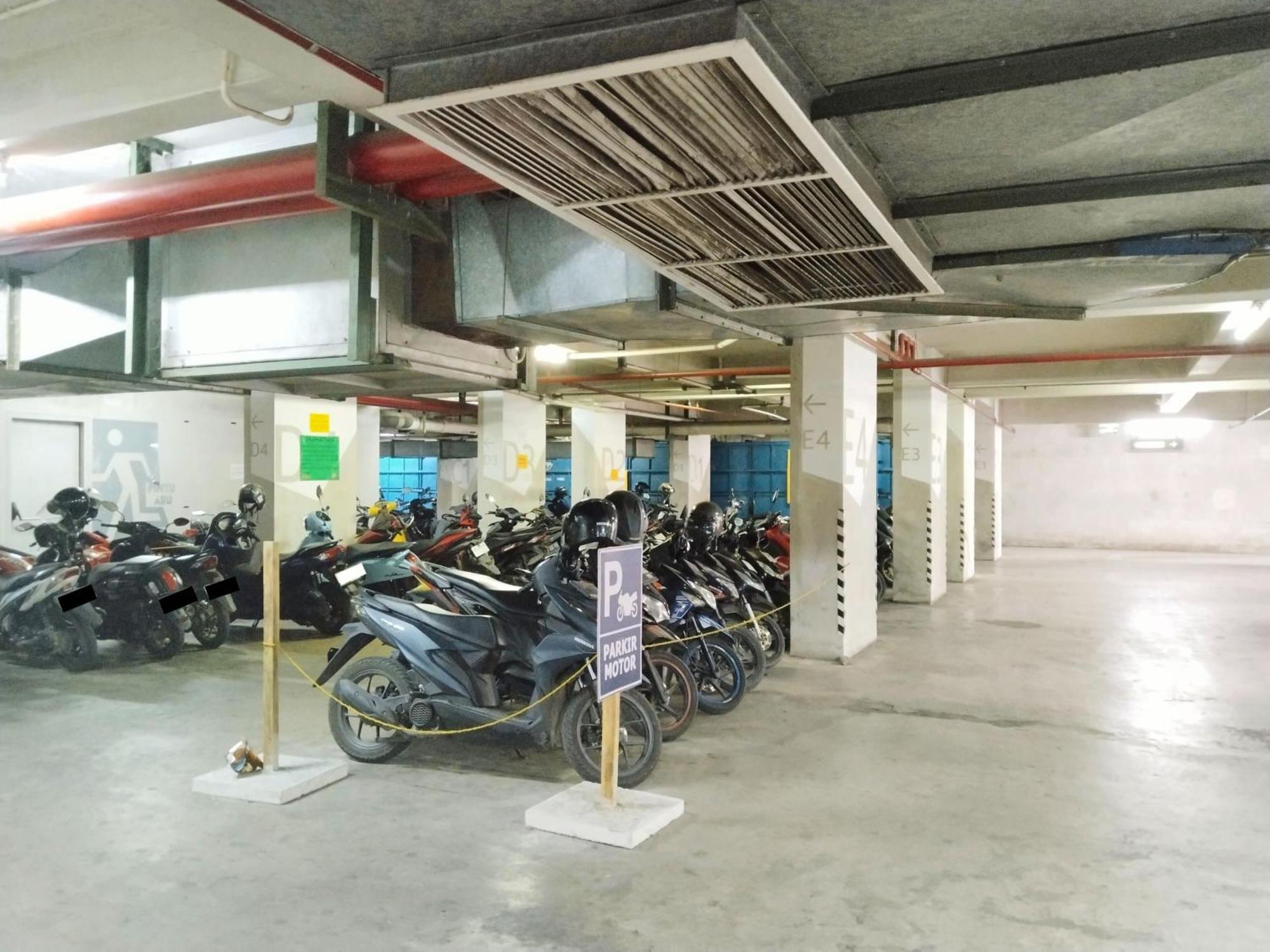 Circle Patraland Urbano Hotel Bekasi