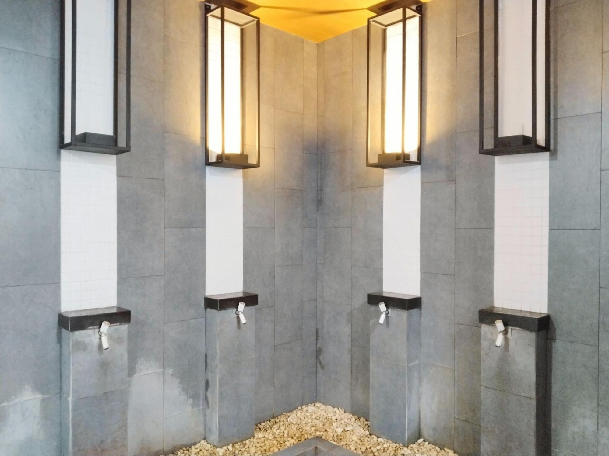 Hotel Circle Patraland Urbano 3*